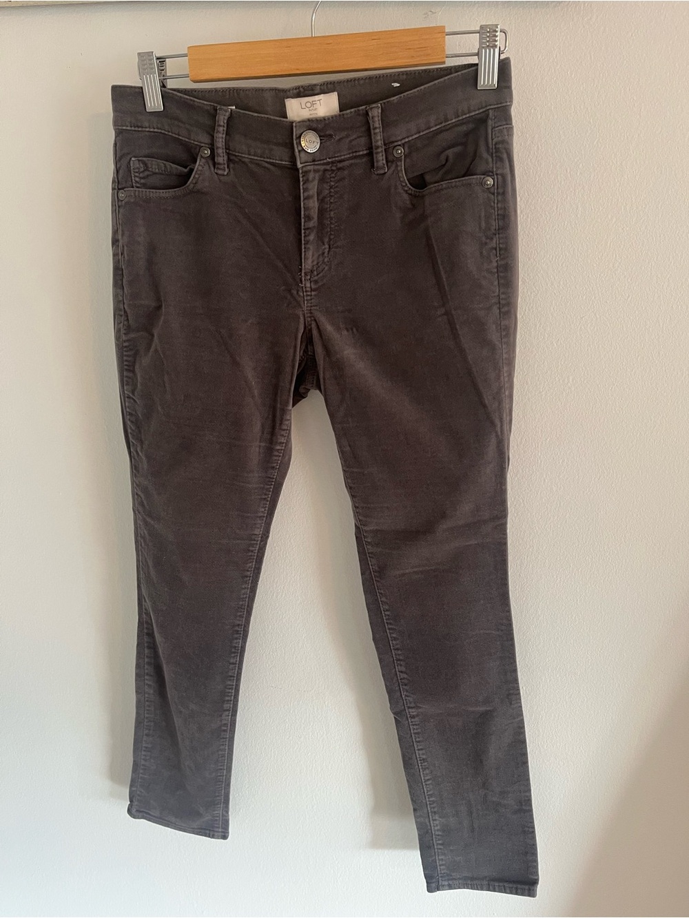 LOFT Dark Charcoal Skinny Velvety Corduroy